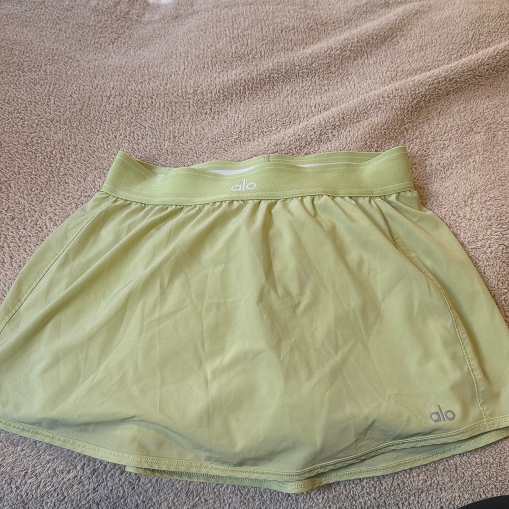 Alo skirt